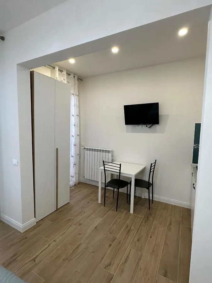 Sofia Florence Apartment contacts